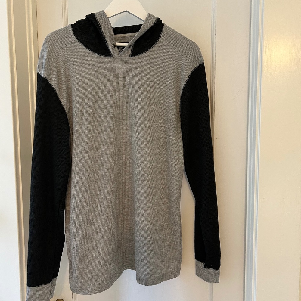 Men’s large Bluegear hooded long sleeve shirt